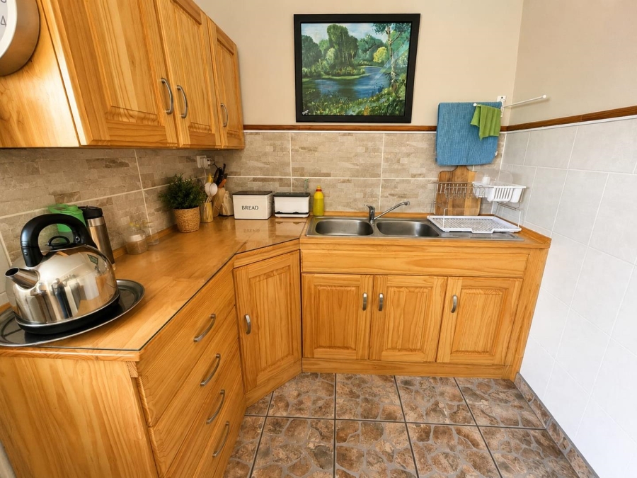 5 Bedroom Property for Sale in Wilgehof Free State